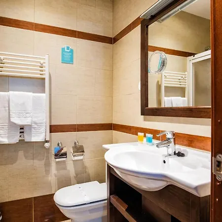 Alda Bonaval Hotell 2*